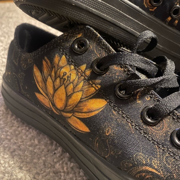 Elephant lotus low top sneakers - Picture 7 of 9